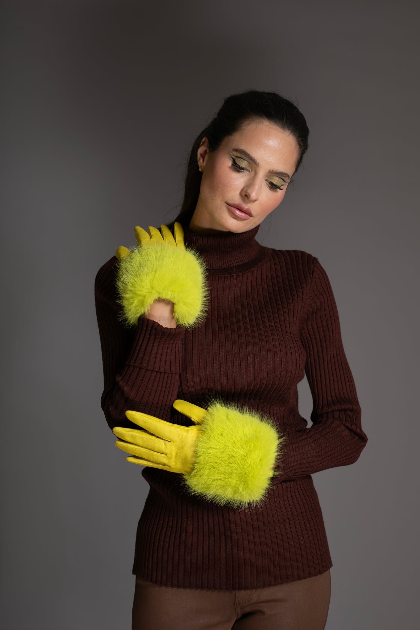 Luxury Green Yellow Soft Italian Leather Gloves
