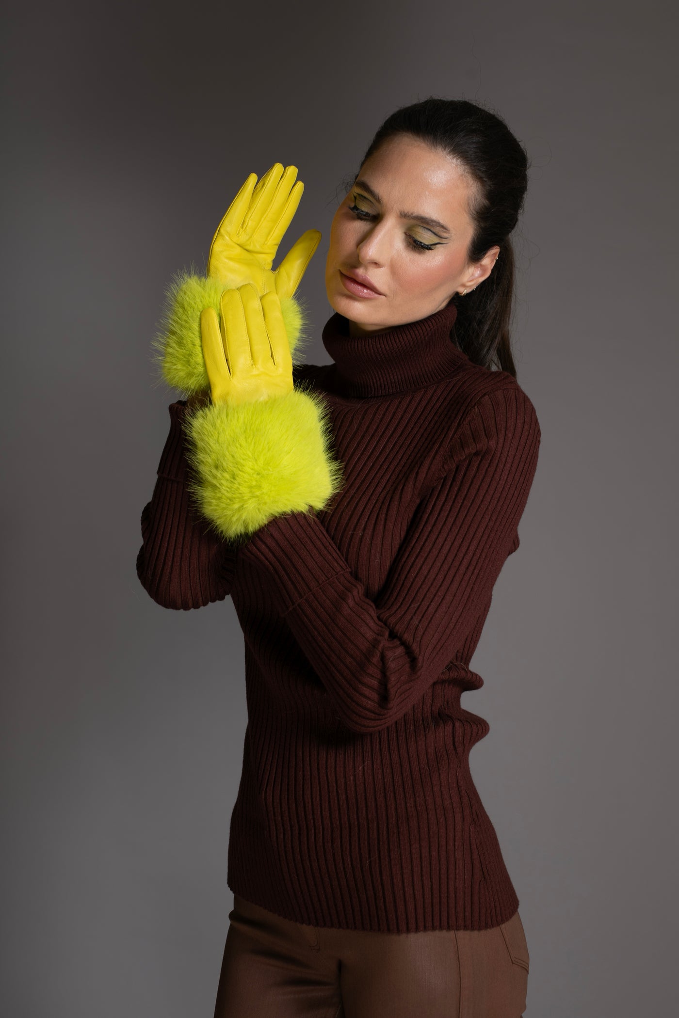 Luxury Green Yellow Soft Italian Leather Gloves