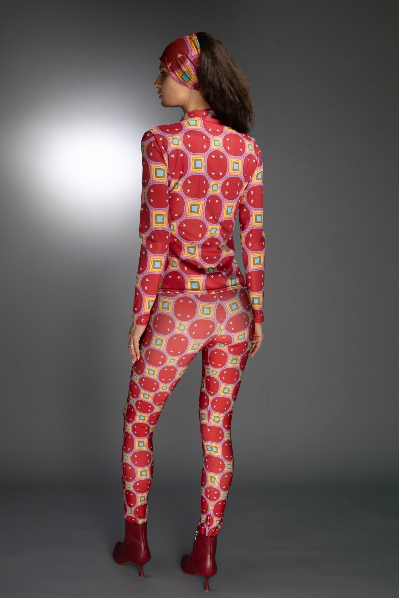 ED-002WI- LEGGINGS- STARS RAINBOW BRIGHT RED