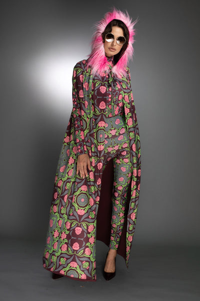 N-042WL- ROSES BURGUNDY/ ROSE PINK -LONG CAPE WITH HOOD