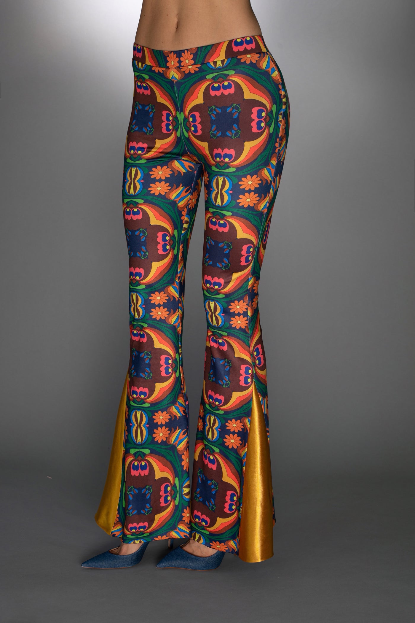 ED-043WA-RETRO FLOWER BROWN-ORANGE-BLUE  FLARE PANTS / GOLD ACCENT