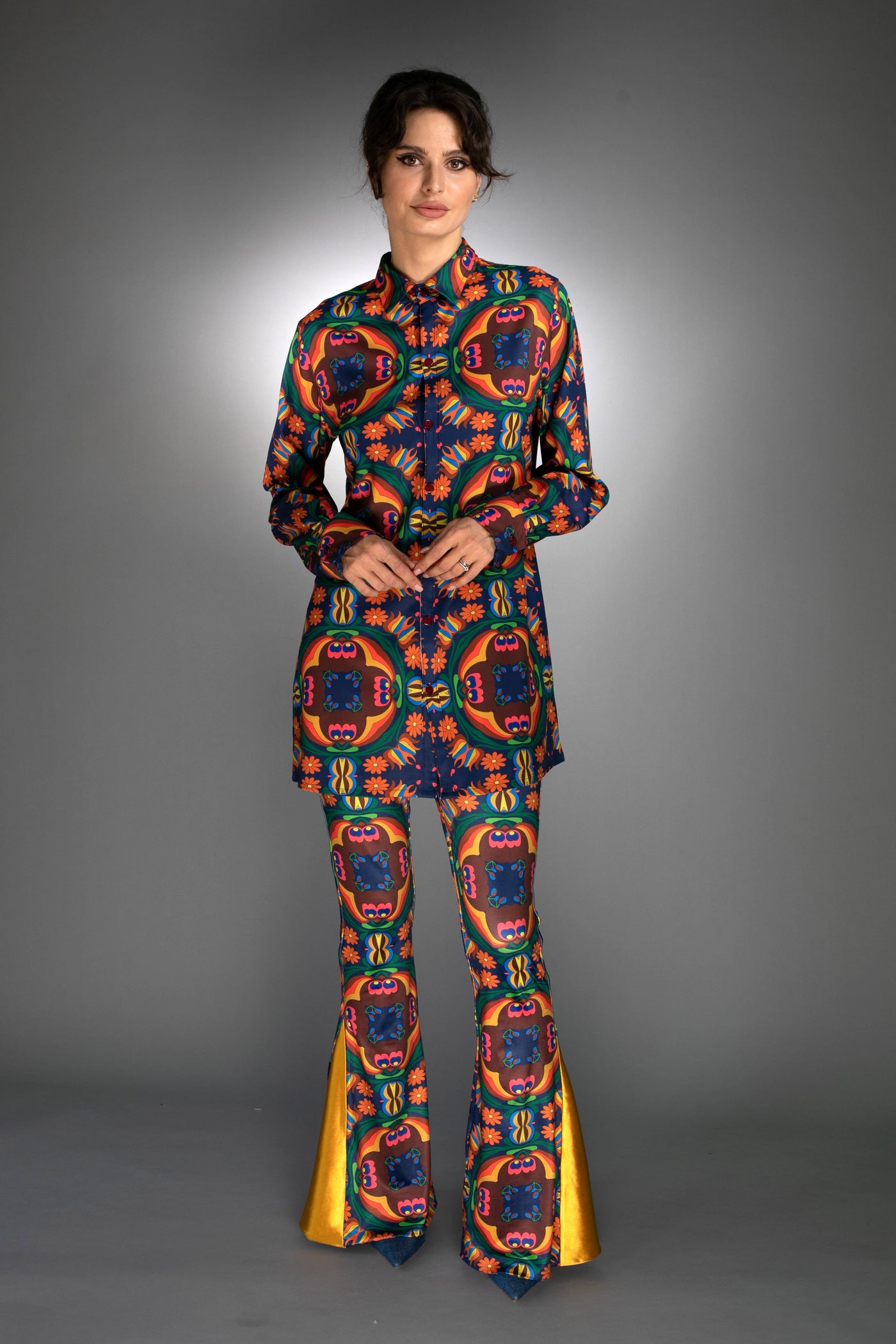 N-043WA-LONG SHIRT- RETRO FLOWER BROWN-ORANGE-BLUE