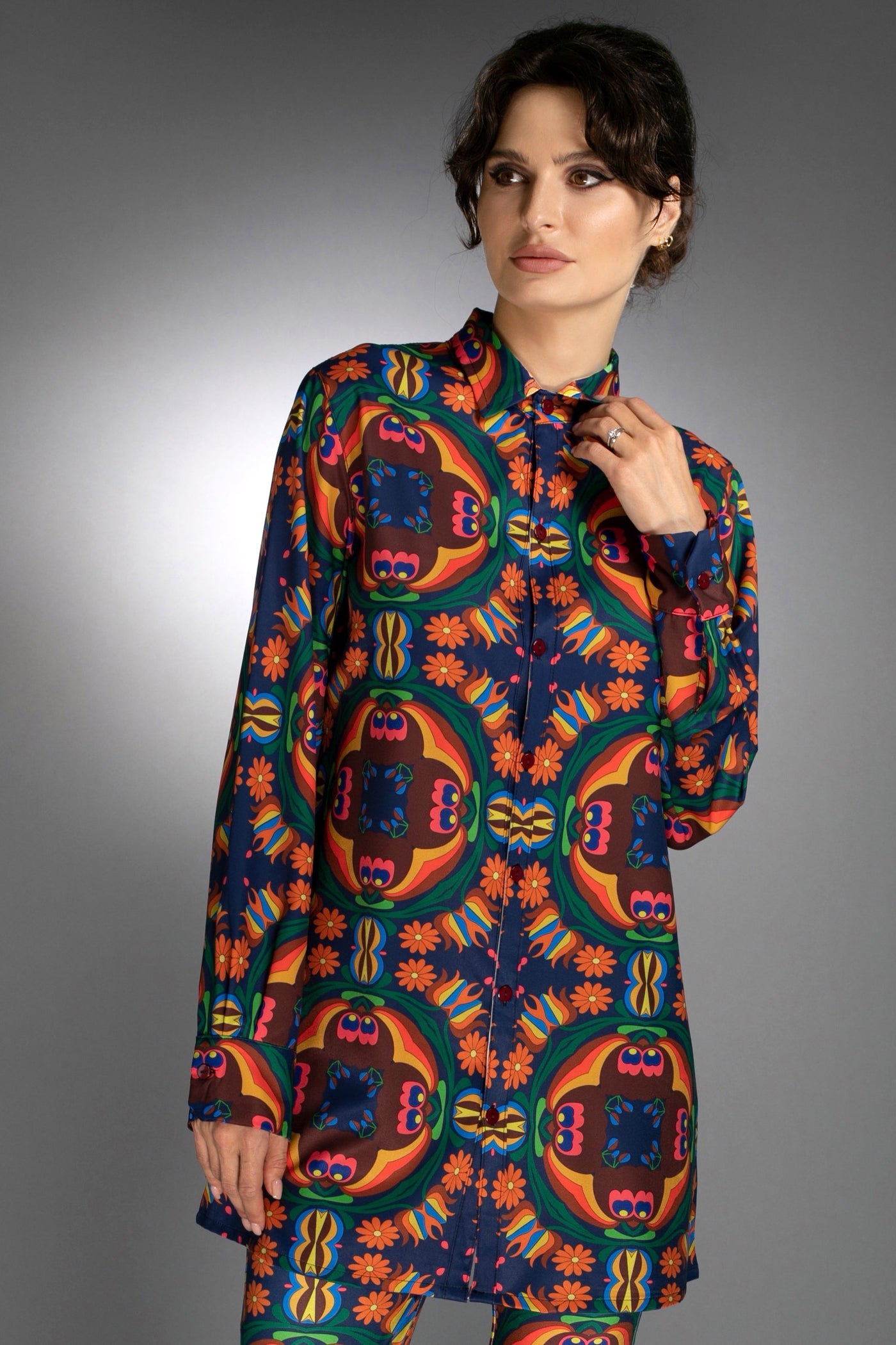 N-043WA-LONG SHIRT- RETRO FLOWER BROWN-ORANGE-BLUE