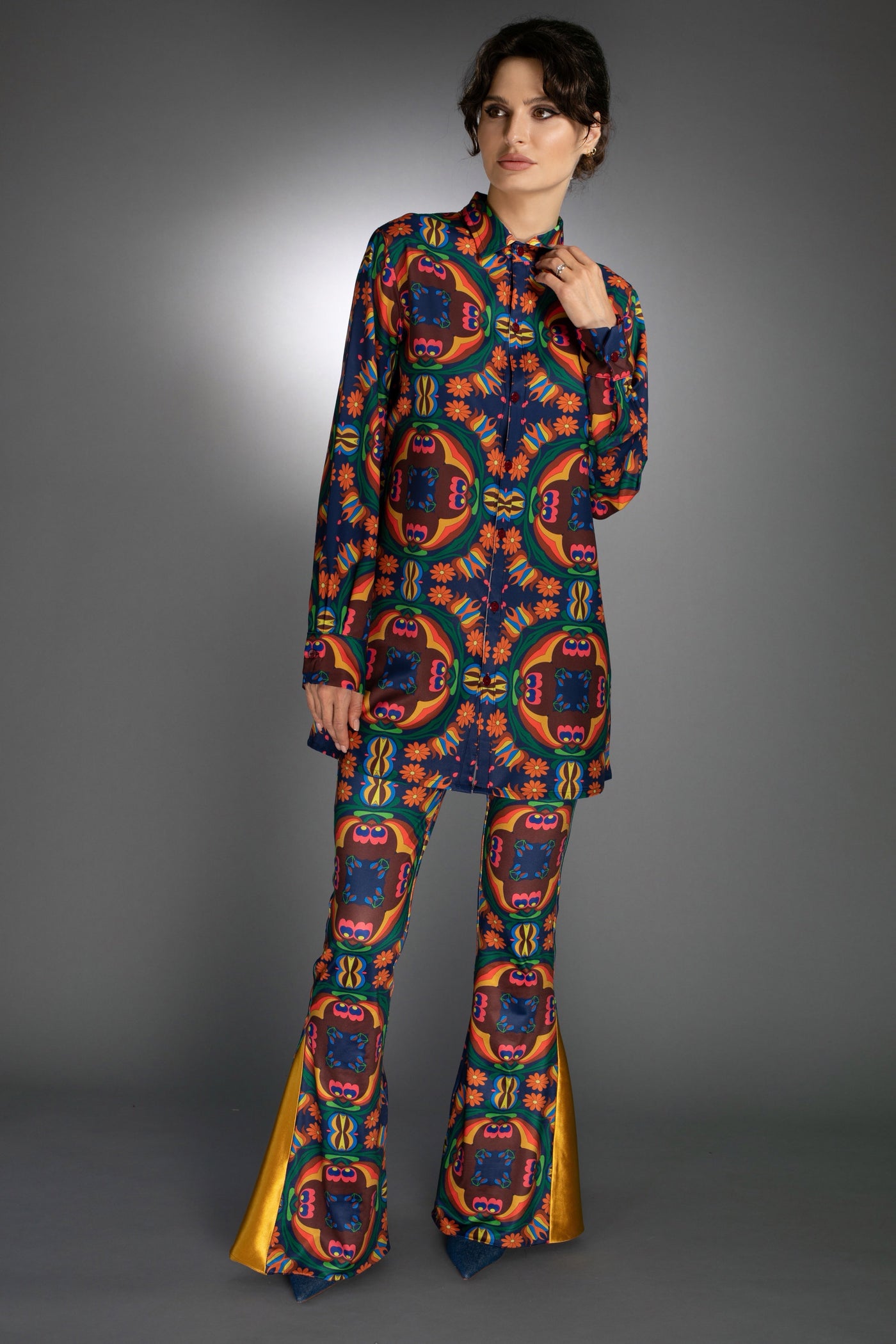 N-043WA-LONG SHIRT- RETRO FLOWER BROWN-ORANGE-BLUE