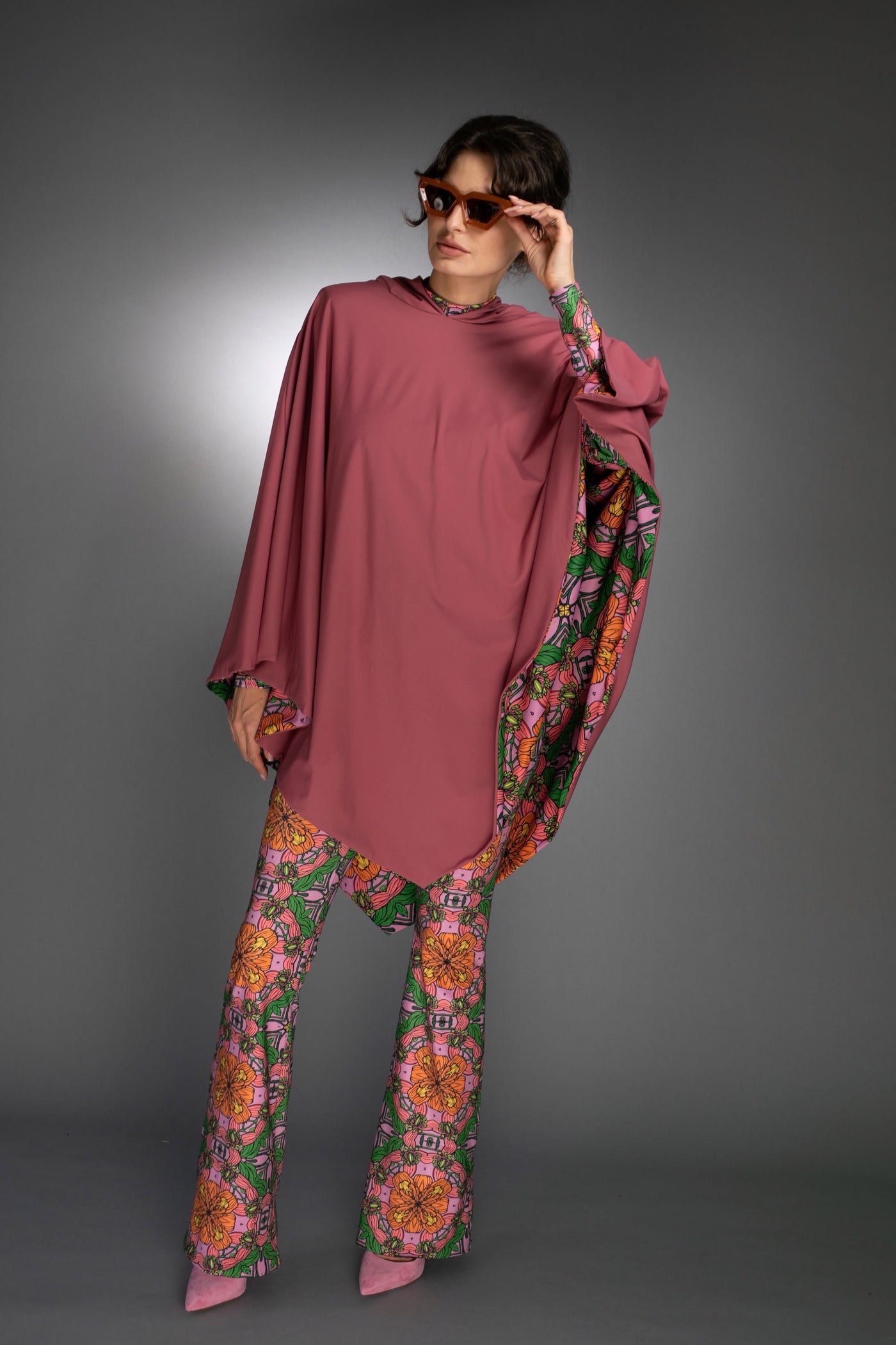 ED-036TZ- REVERSIBLE CAPE- FLOWER MULTICOLOR