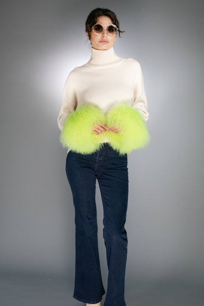 N-032B - Cashmere Sweater with Mongolian fur cuff