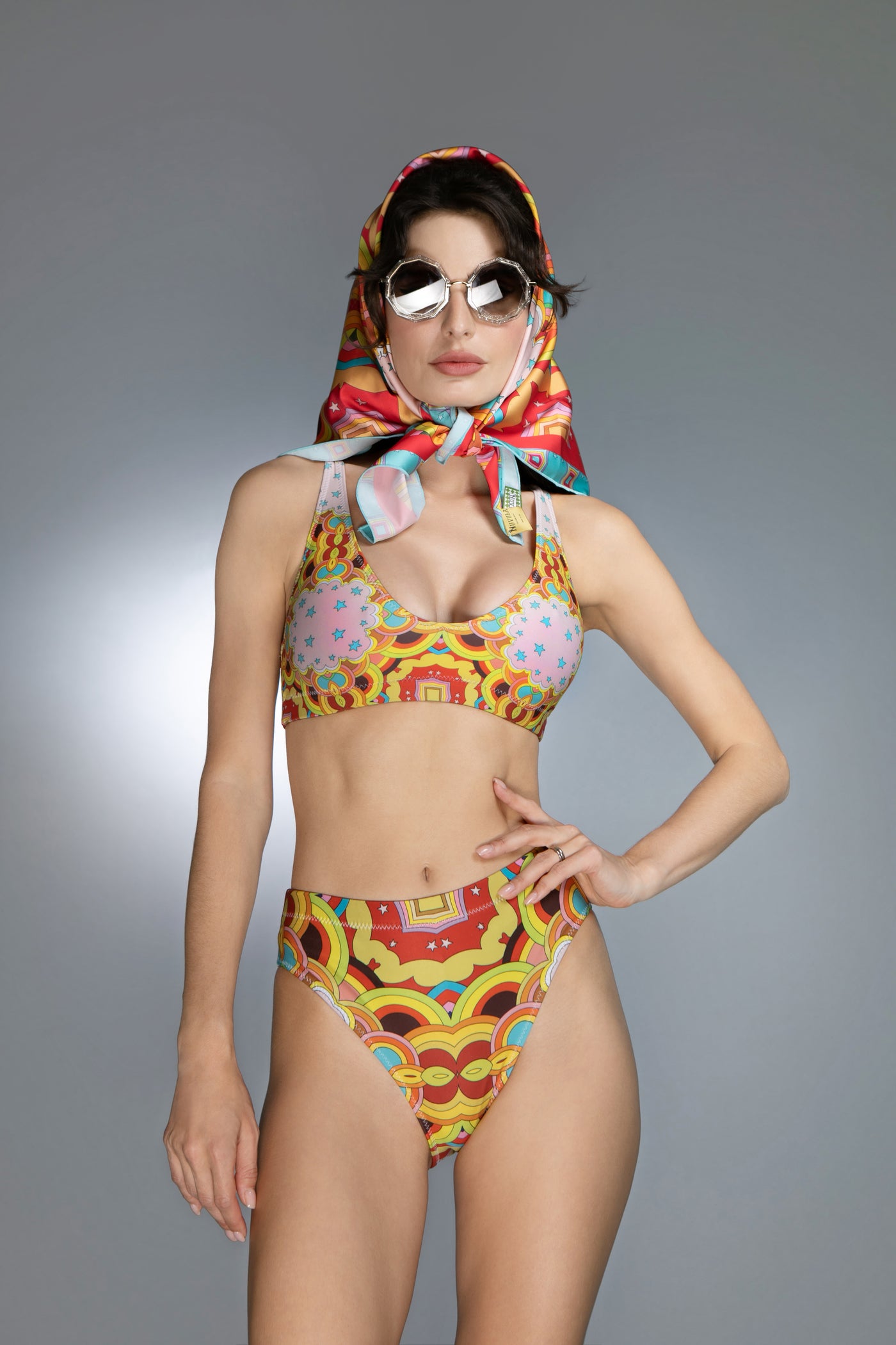 ED-006NE- PSYCHEDELIC CLOUDS RED - BIKINI