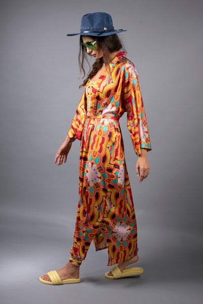 PSYCHEDELIC CLOUDS RED STARS KIMONO
