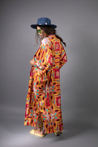 PSYCHEDELIC CLOUDS RED STARS KIMONO