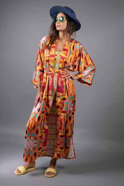 PSYCHEDELIC CLOUDS RED STARS KIMONO