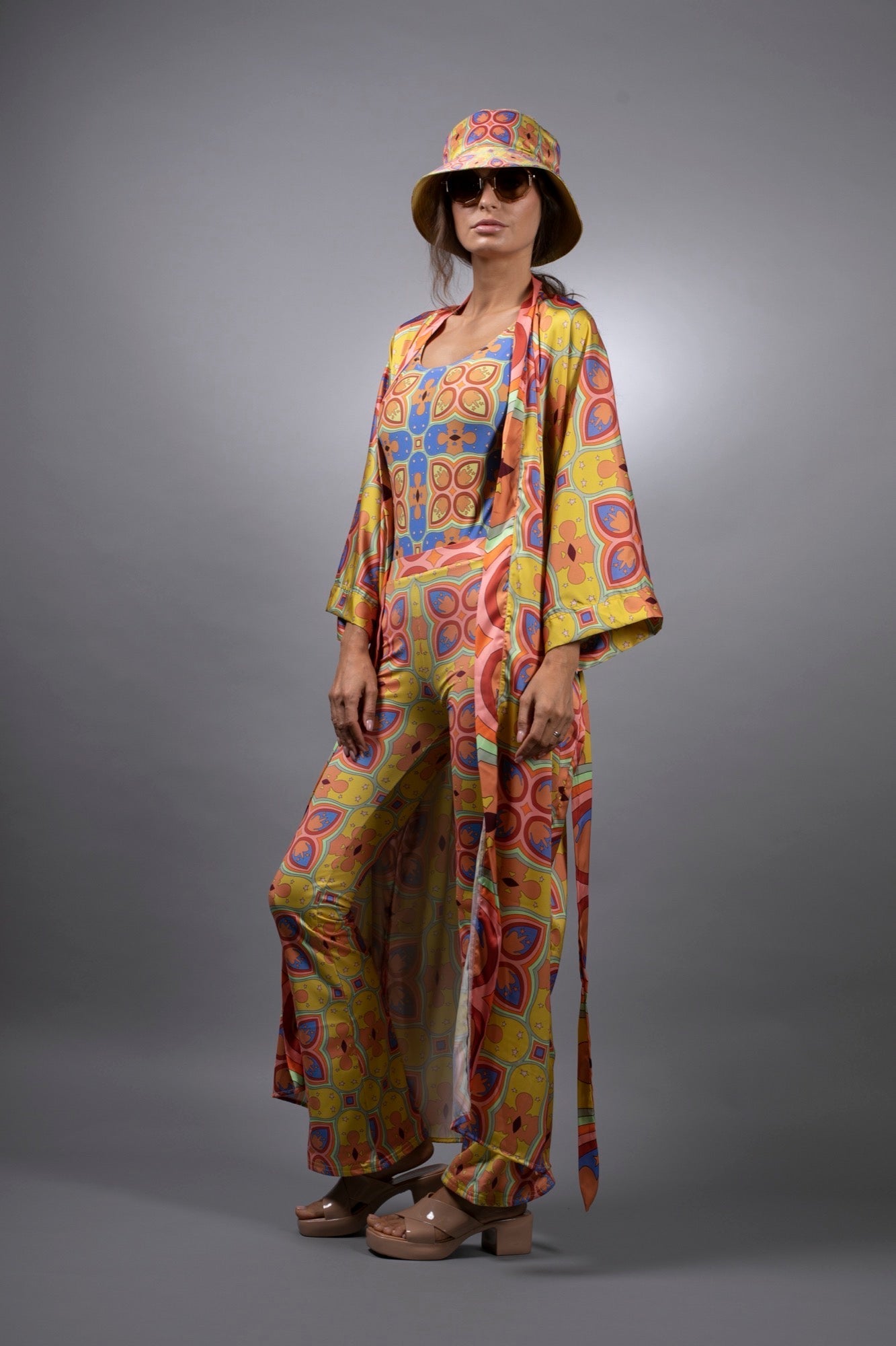 MUSTARD MESCALINE floral Satin Kimono