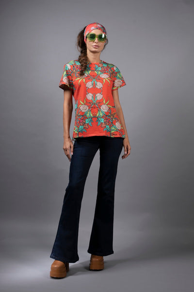 CROCUS RED AGUA Floral Red T-shirt