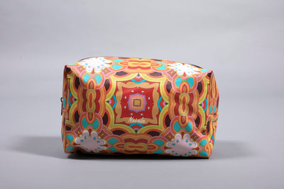 PSYCHEDELIC CLOUDS RED COSMETIC BAG