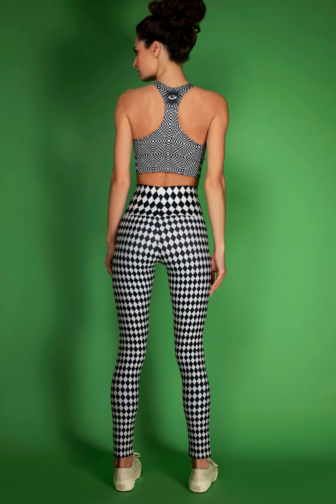 Queen Black & White sports bra