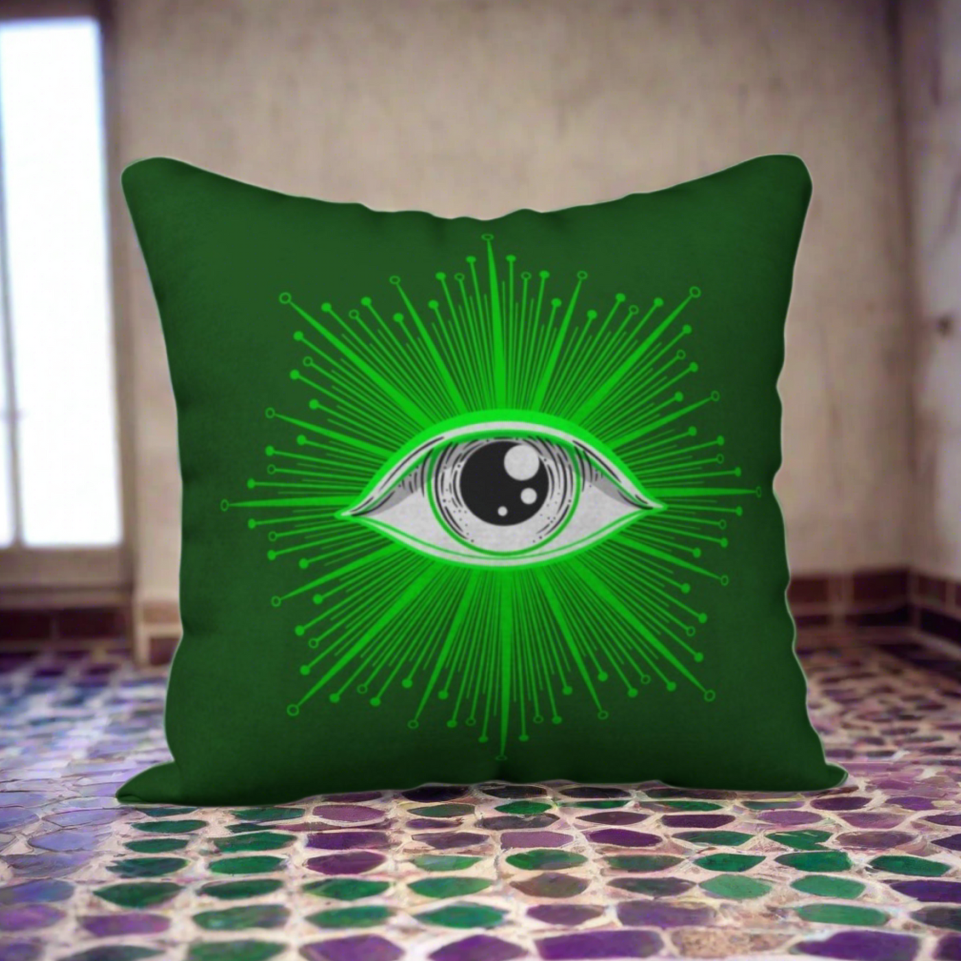 Green perception Eye Velvet Cushion